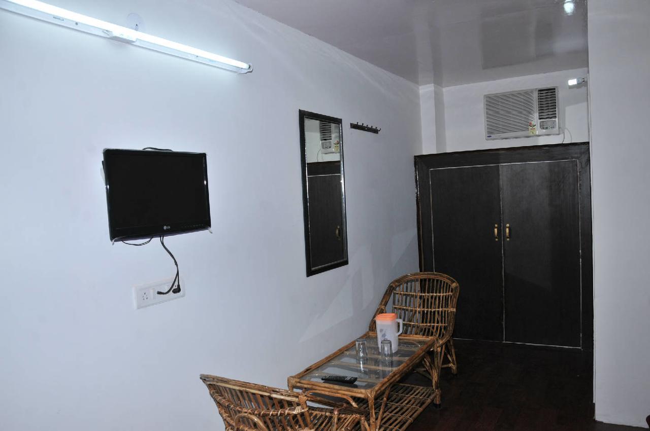 Raj Resort Rishikesh Tapovan Eksteriør bilde