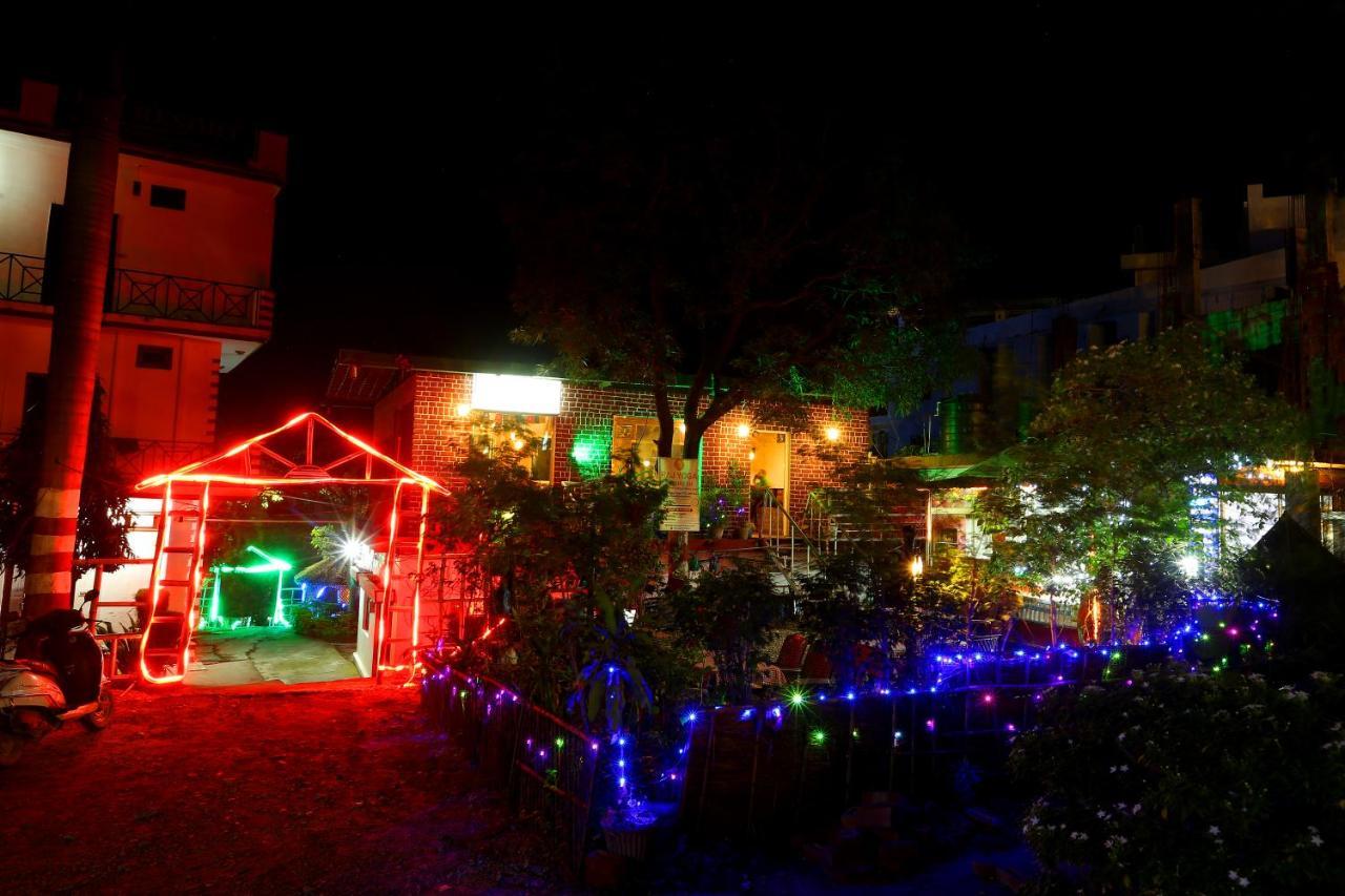 Raj Resort Rishikesh Tapovan Eksteriør bilde
