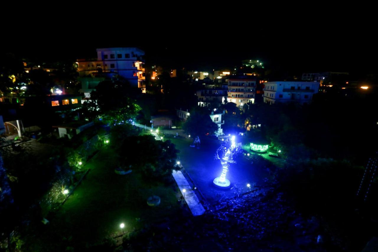 Raj Resort Rishikesh Tapovan Eksteriør bilde