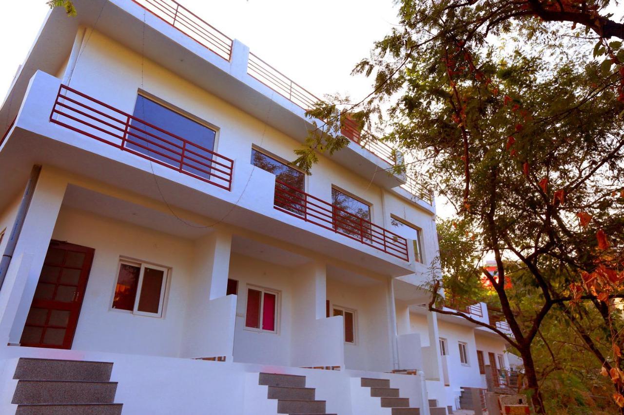 Raj Resort Rishikesh Tapovan Eksteriør bilde