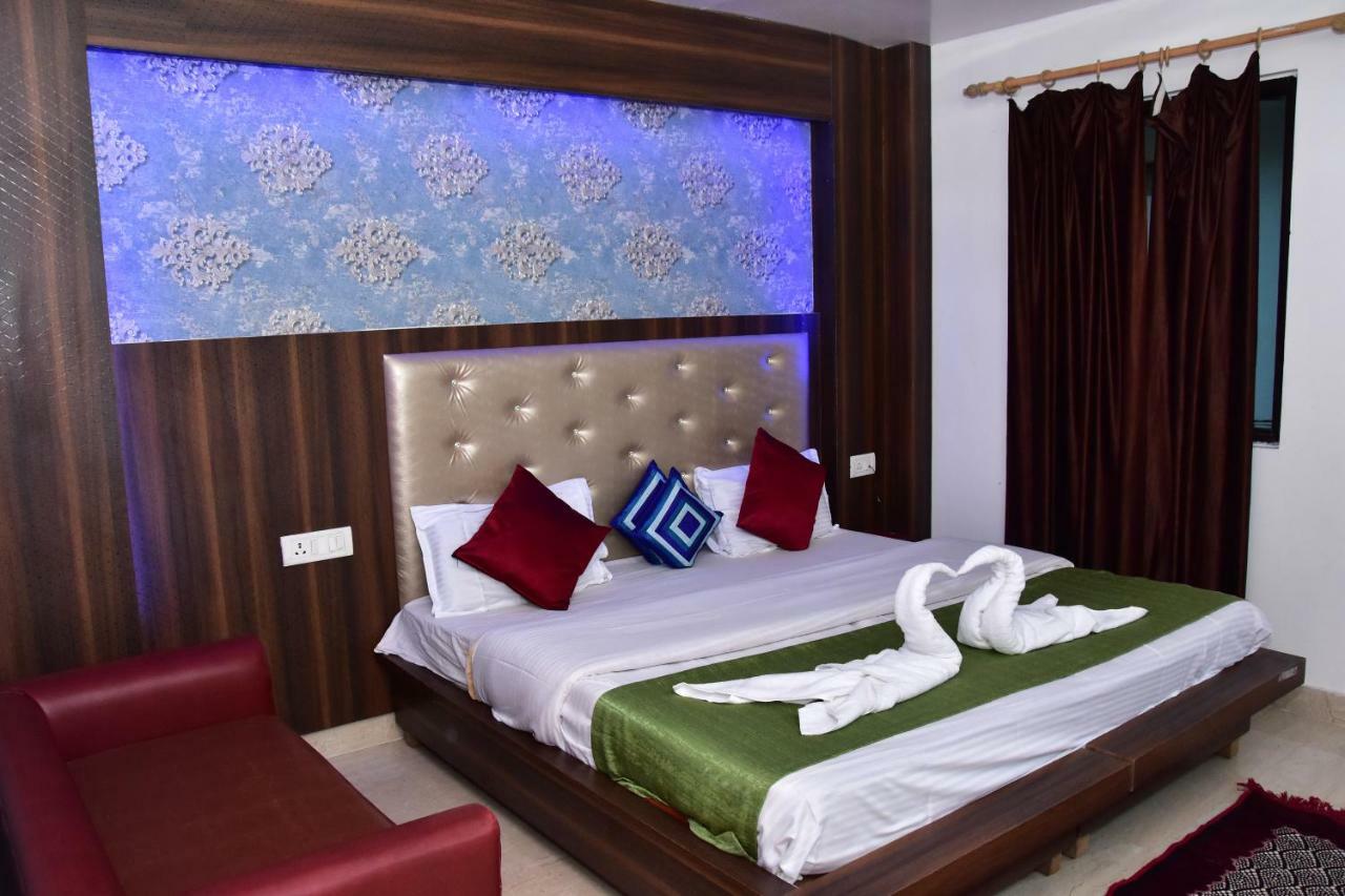 Raj Resort Rishikesh Tapovan Eksteriør bilde