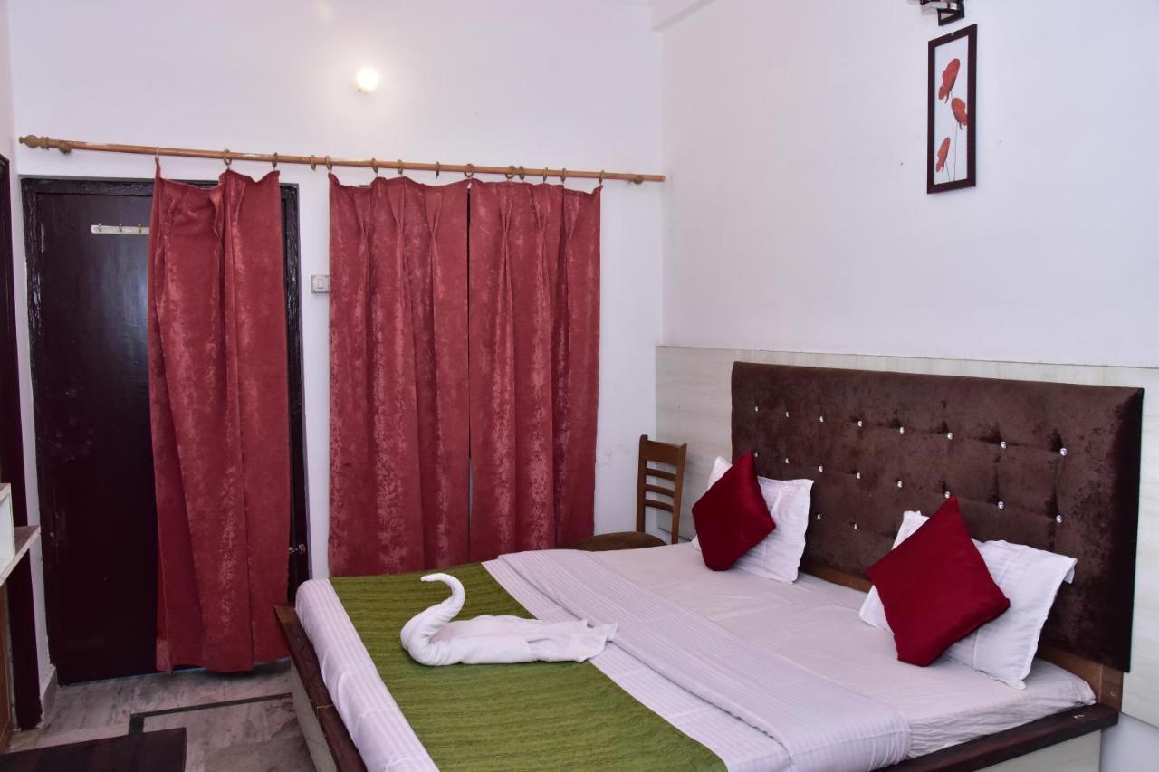 Raj Resort Rishikesh Tapovan Eksteriør bilde