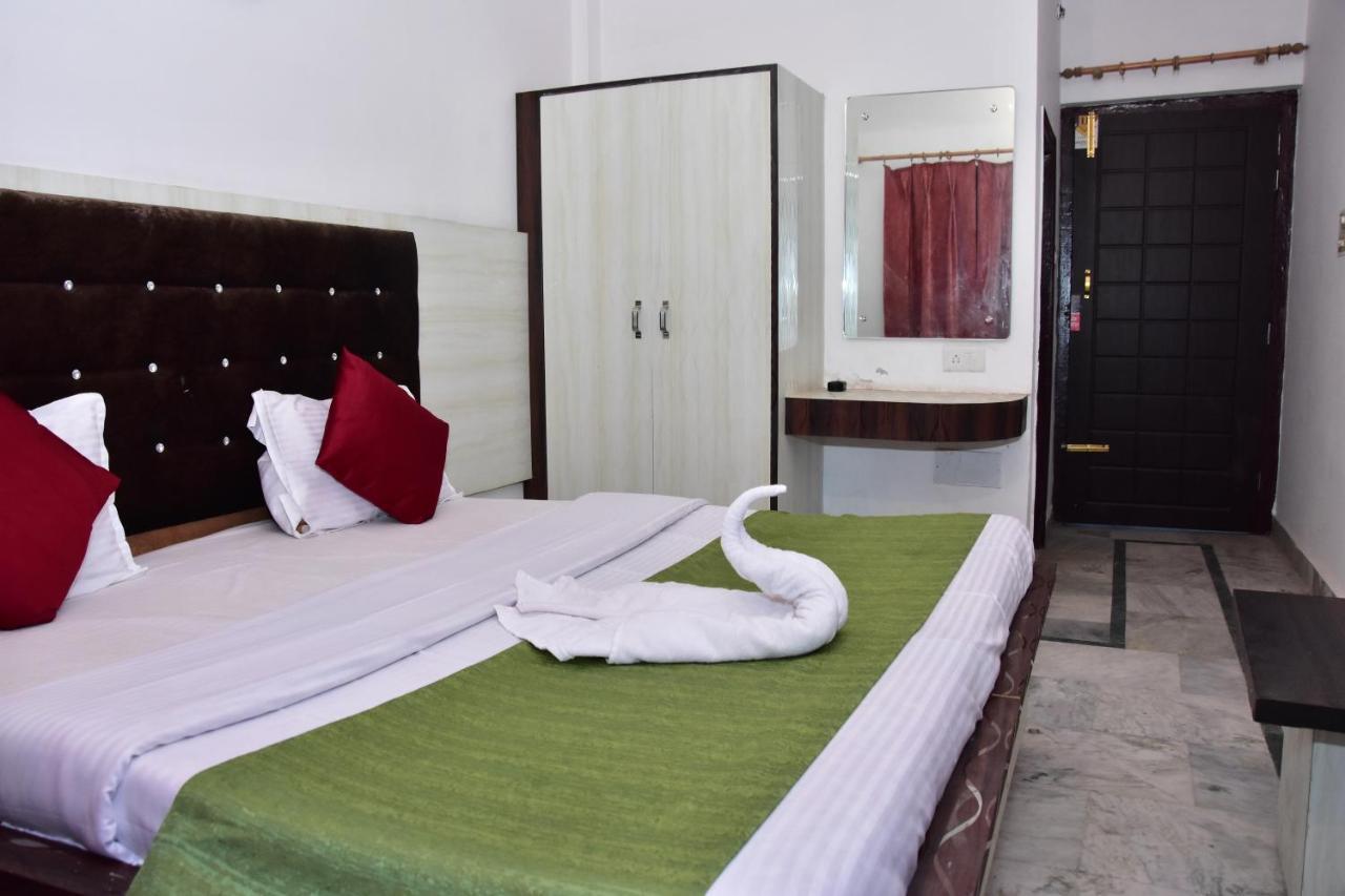 Raj Resort Rishikesh Tapovan Eksteriør bilde