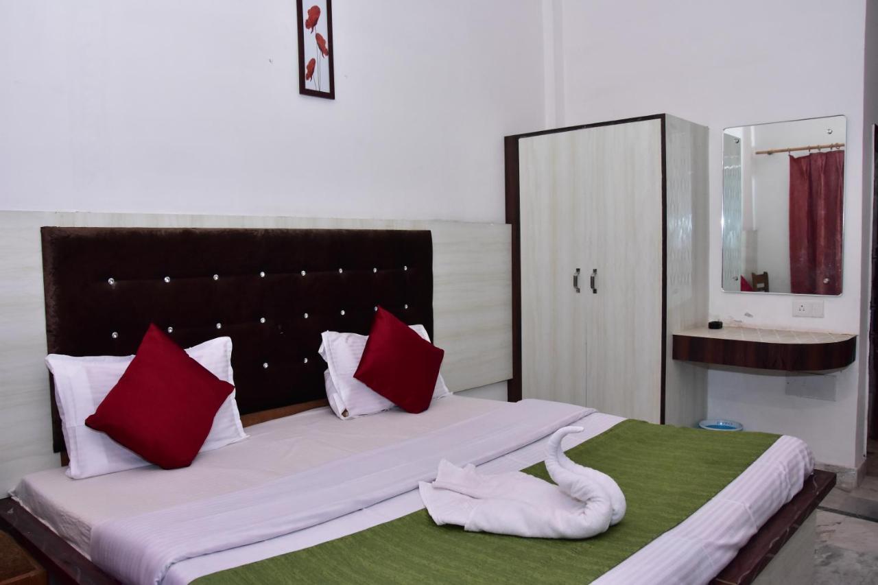 Raj Resort Rishikesh Tapovan Eksteriør bilde