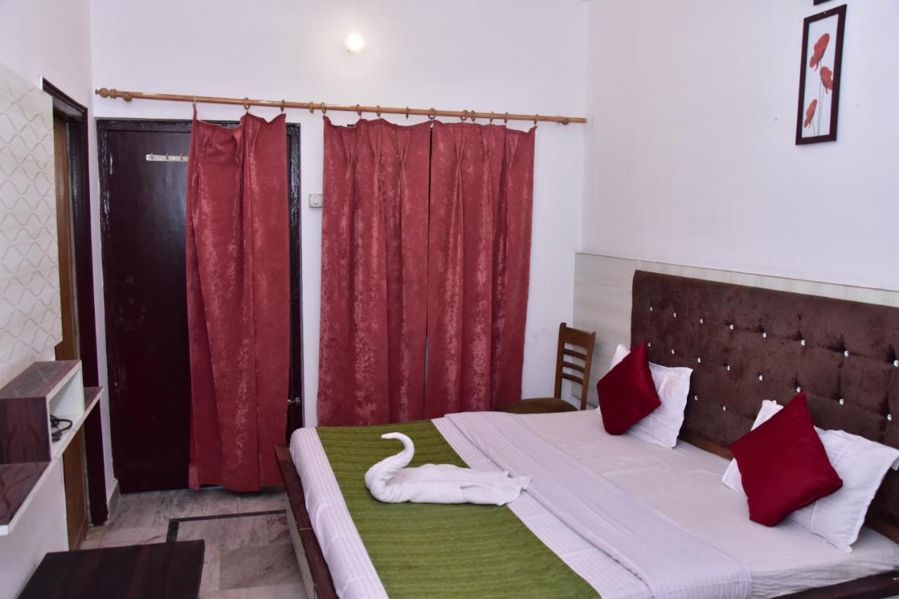 Raj Resort Rishikesh Tapovan Eksteriør bilde
